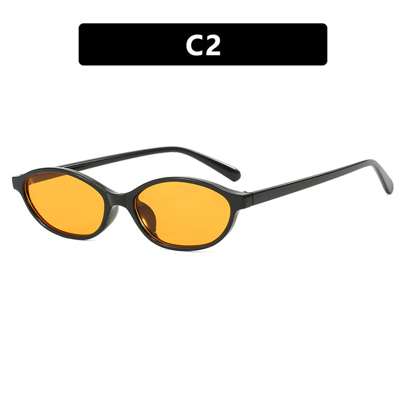 Dame moteriktig solbrille i elegant retro-design Luvikno