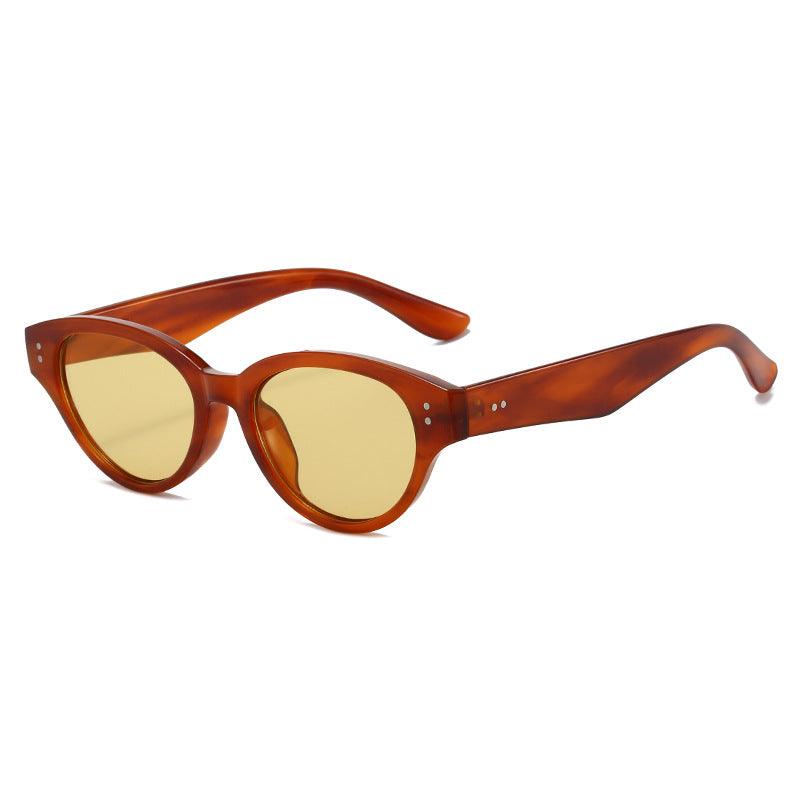 Dame Cat-Eye solbriller med retro-inspirert rammestruktur Luvikno