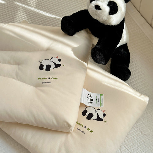 Damer Ergonomisk hodepute med lekent panda-motiv Luvikno