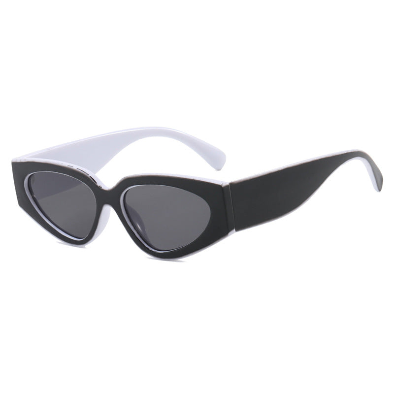 Dame Cat-Eye solbriller med ekstravagant design og beskyttende UV-filter Luvikno