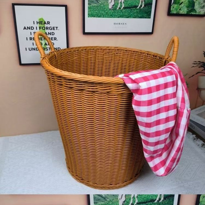 Unisex Robuster Oppbevaringskurv laget av flettet Rattan Luvikno