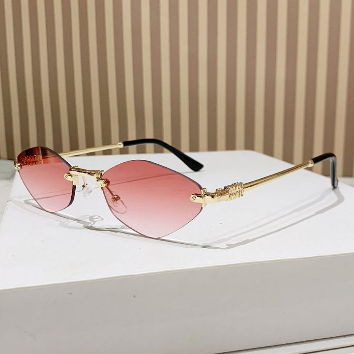 Dame Cat-Eye solbriller i moderne elegans stil Luvikno
