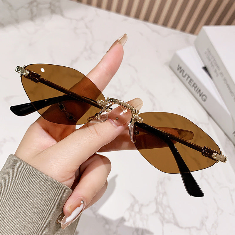Dame Cat-Eye solbriller i moderne elegans stil Luvikno