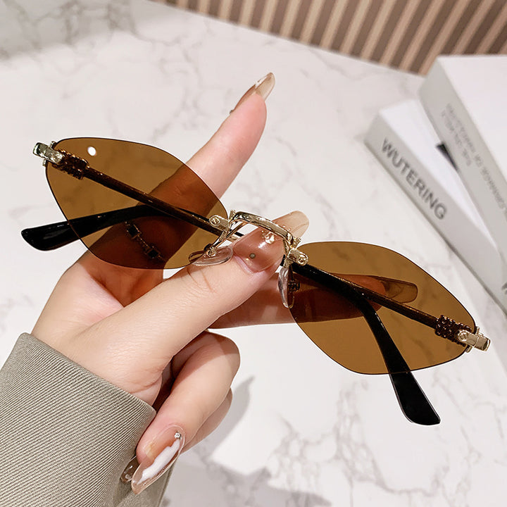 Dame Cat-Eye solbriller i moderne elegans stil Luvikno