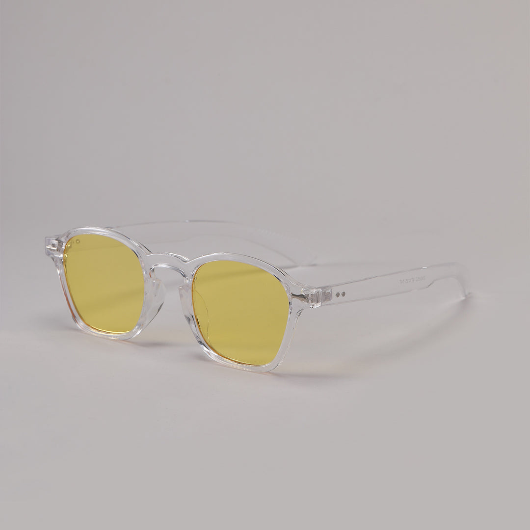 Dame moteriktig solbrille med innovativt design og matt plastikkramme Luvikno