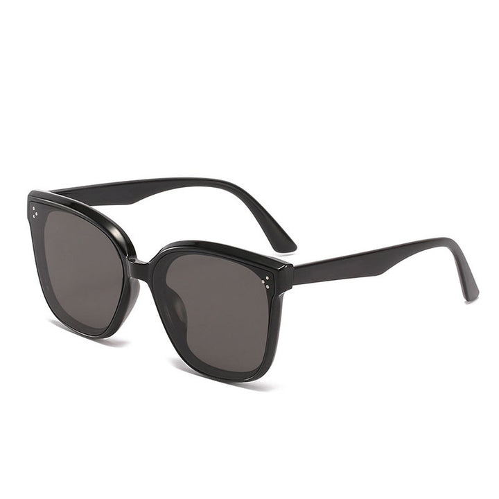 Dame Cat-Eye solbriller i elegant og moderne design Luvikno