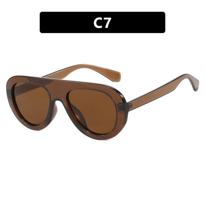 Dame moteriktig oversized solbrille med beskyttende UV-filter og komfortabel ramme Luvikno
