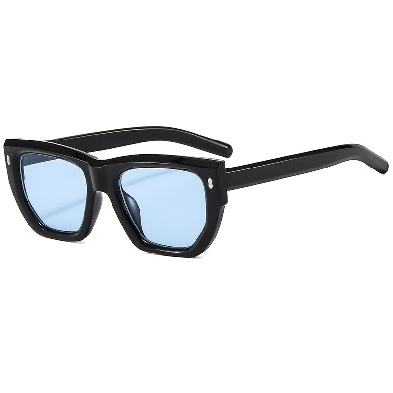 Dame Designer-solbrille med moderne geometrisk ramme og UV-beskyttelse Luvikno