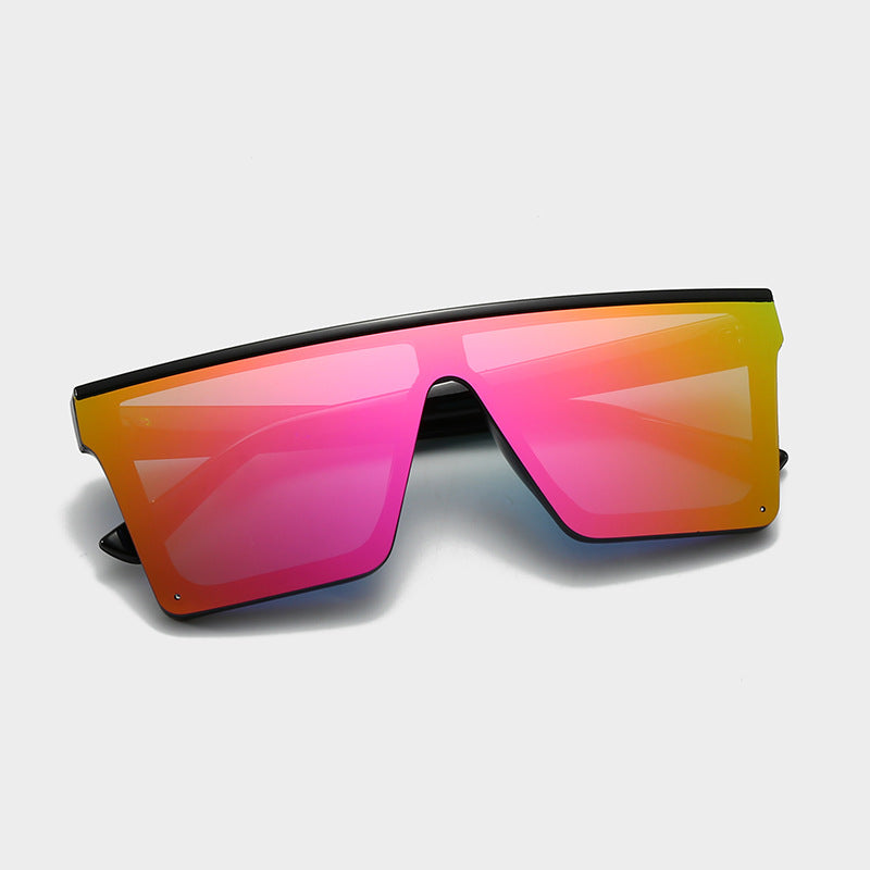 Dame oversized solbriller i futuristisk design Luvikno