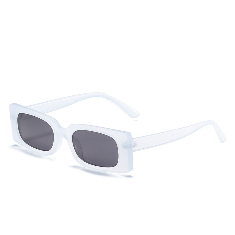 Dame solbrille i moderne retro-stil Luvikno