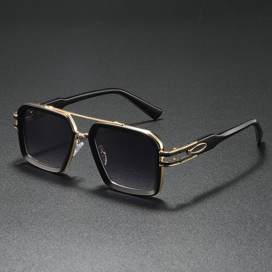 Dame moteriktig solbrille i moderne kantet design Luvikno