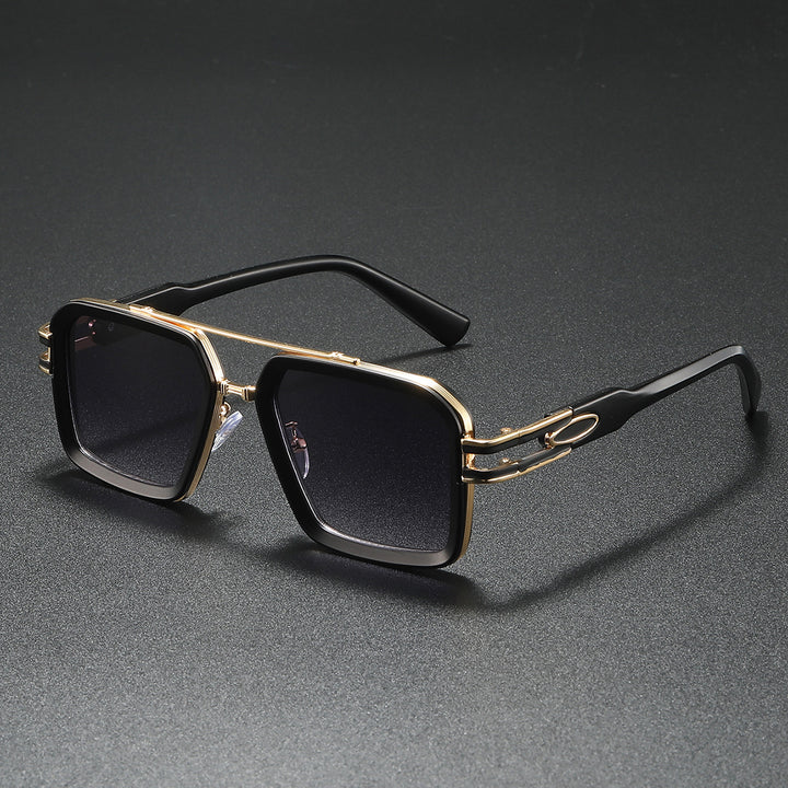 Dame moteriktig solbrille i moderne kantet design Luvikno