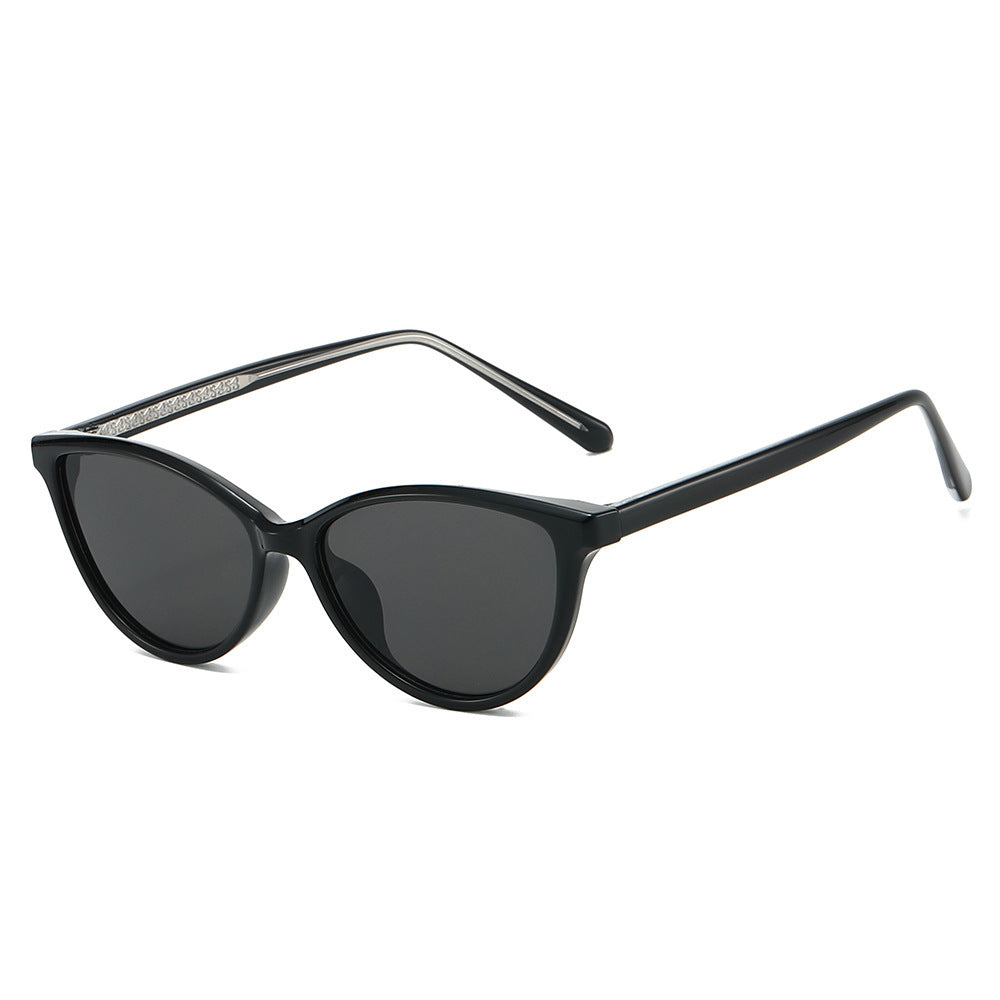Dame Cat-Eye solbriller med stilige aksenter Luvikno