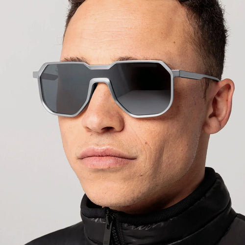 Dame ekstravagant geometrisk solbrille med beskyttende UV-filter Luvikno