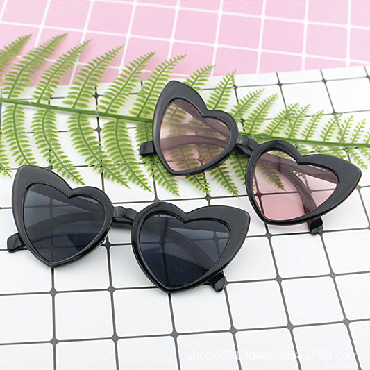 Dame hjerteformet solbrille med høykvalitets UV-beskyttelse og stillegant design Luvikno