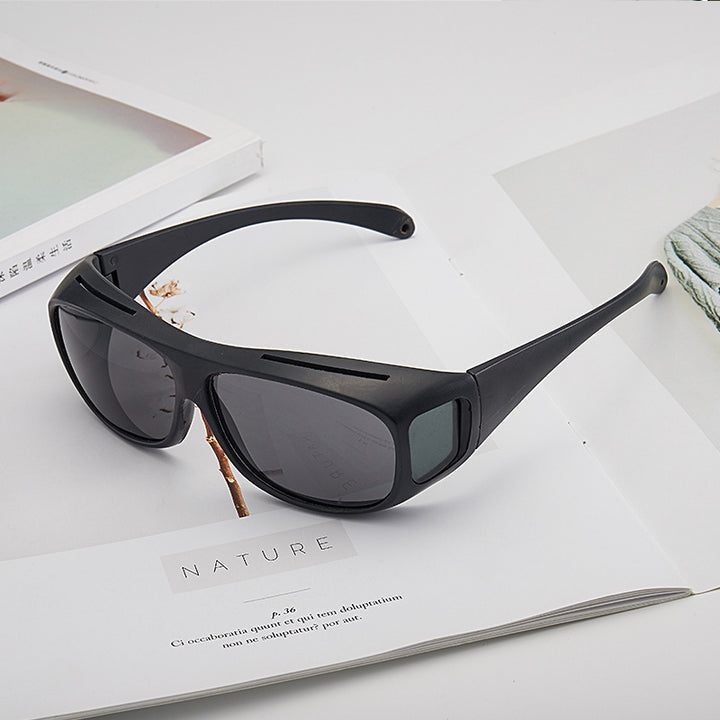 Dame sportslig solbrille med vindtett design Luvikno