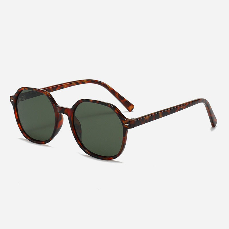 Dame moteriktig solbrille i ekstravagant havskilpadde-design Luvikno