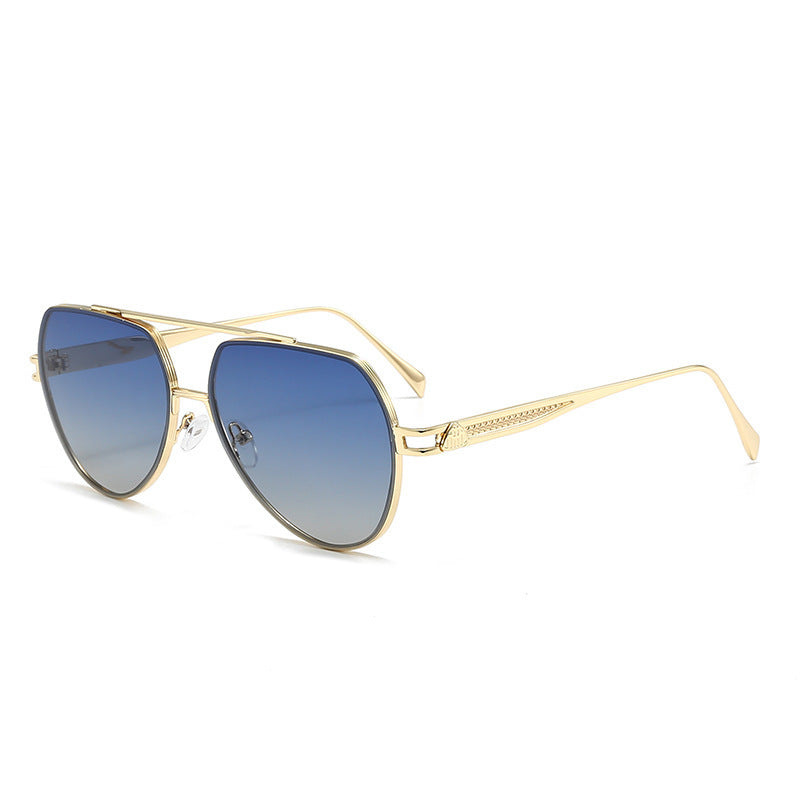 Dame Designer-solbrille i stilfull, bølget metallramme Luvikno