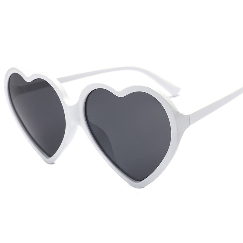 Dame hjerteformet solbrille med stilige rammer Luvikno