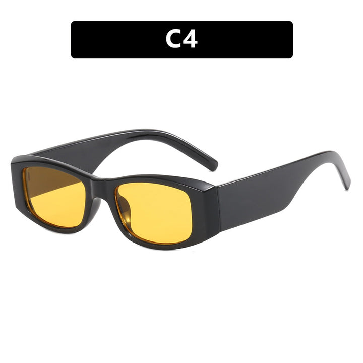 Dame moteriktig solbrille med stilfull ramme Luvikno