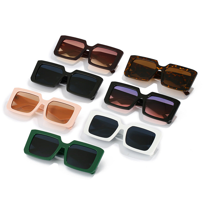Dame Geometrisk Solbrille med bred ramme Luvikno