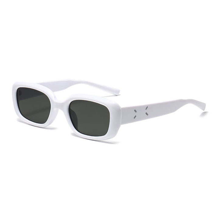 Dame retro-inspirert solbrille med buet ramme Luvikno