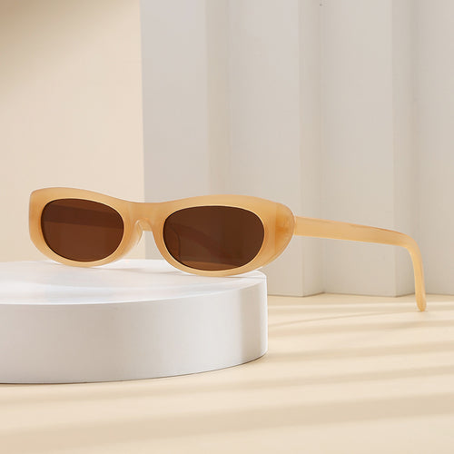 Dame moteriktig solbrille i elegant cat-eye stil Luvikno