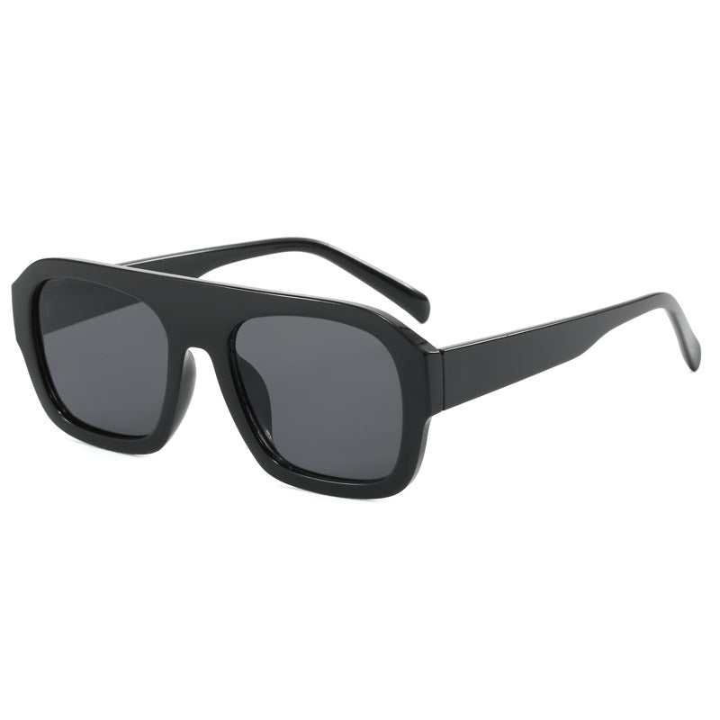 Dame oversized kvadratisk solbrille med moderne design Luvikno