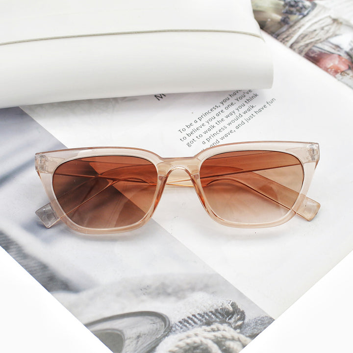 Damer geometrisk designer solbrille i moderne stil Luvikno