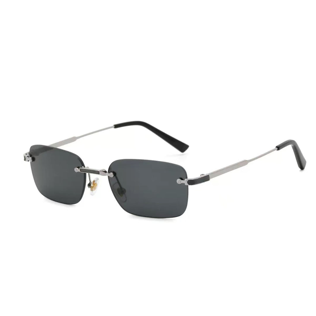 Dame moteriktig brille med elegant metallramme Luvikno