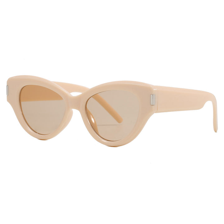 Dame Cat-Eye solbriller med moderne, iøynefallende design Luvikno