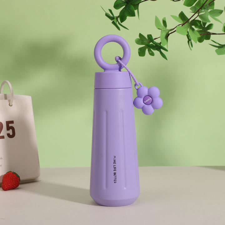 Dame stilige plastflaske med Charm Luvikno