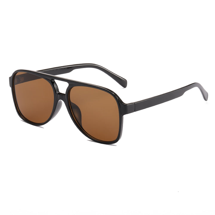 Dame moteriktig kvadratisk solbrille med bred ramme Luvikno