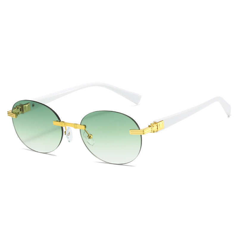 Dame motefull solbrille med gjennomsiktig ramme og fleksibel nesestøtte Luvikno