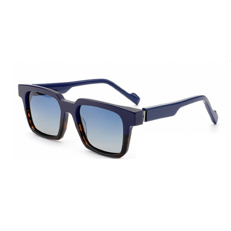 Dame moteriktig kvadratisk solbrille med bred ramme Luvikno
