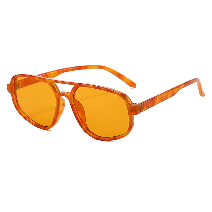 Dame moteriktig solbrille med bred ramme og UV-beskyttelse Luvikno