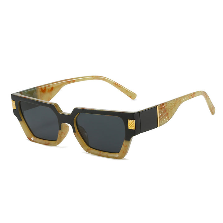 Dame moteriktig solbrille med unik geometrisk ramme og luksuriøse detaljer Luvikno
