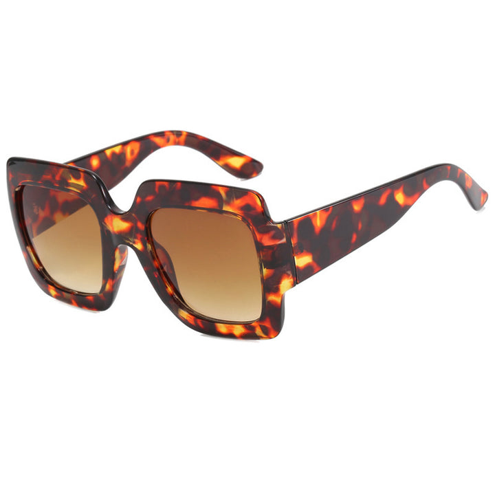 Dame oversized kvadratisk solbrille med markant skjoldpatt-design Luvikno