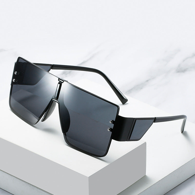 Dame trendy oversized solbriller med futuristisk design Luvikno