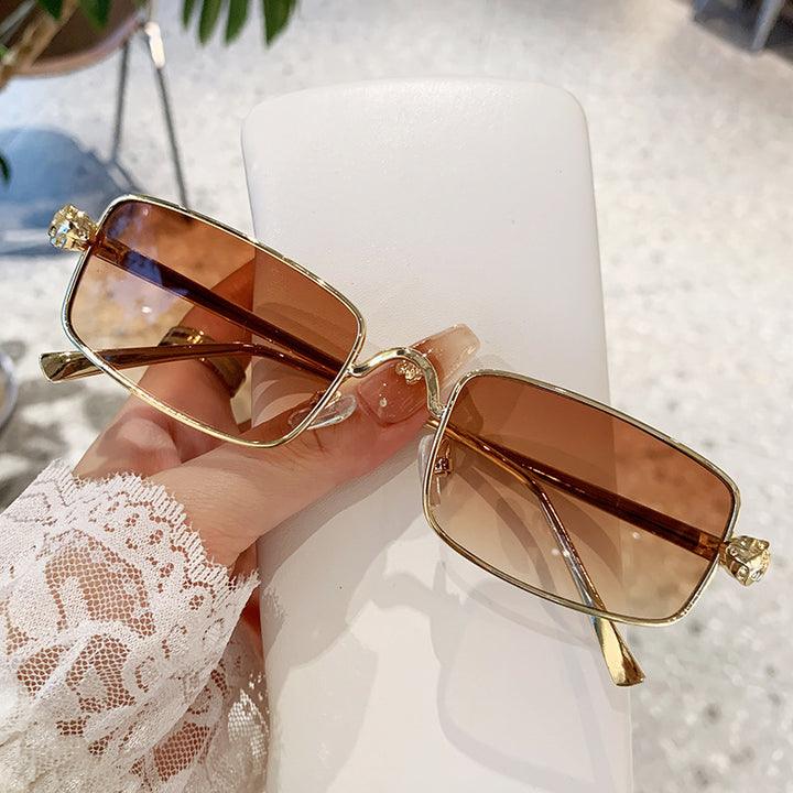 Dame elegant kvadratisk solbrille med luksus metallramme og UV-beskyttelse Luvikno