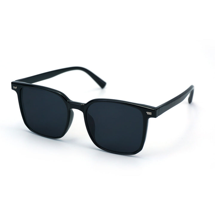 Dame Kvadratisk Solbrille med moderne aksenter Luvikno