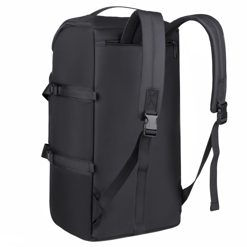 Men's sporty and spacious travel bag Luvikno