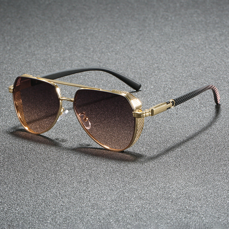Dame moteriktig solbrille med stilige aksenter Luvikno