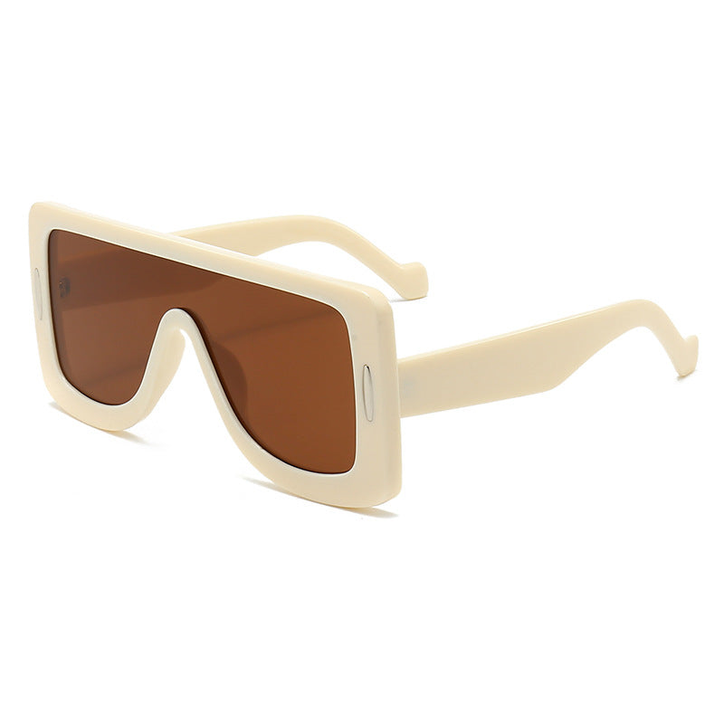 Dame oversized solbriller i moderne Bauhaus-stil Luvikno