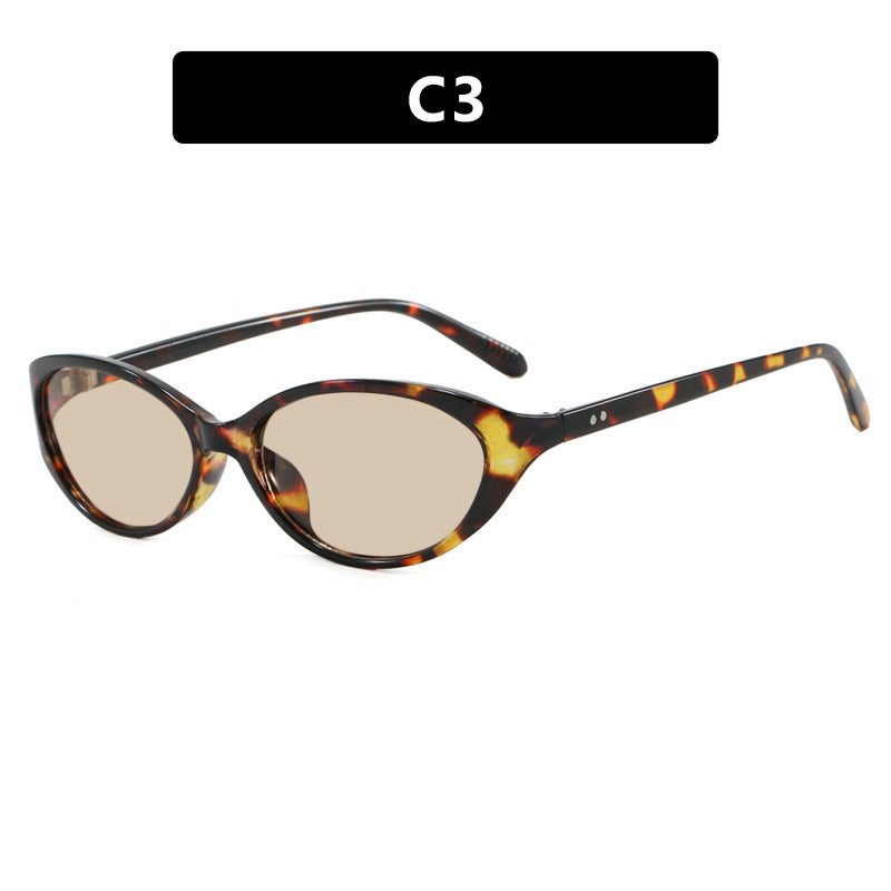 Dame Cat-Eye solbriller med stilig design og beskyttende UV-filter Luvikno