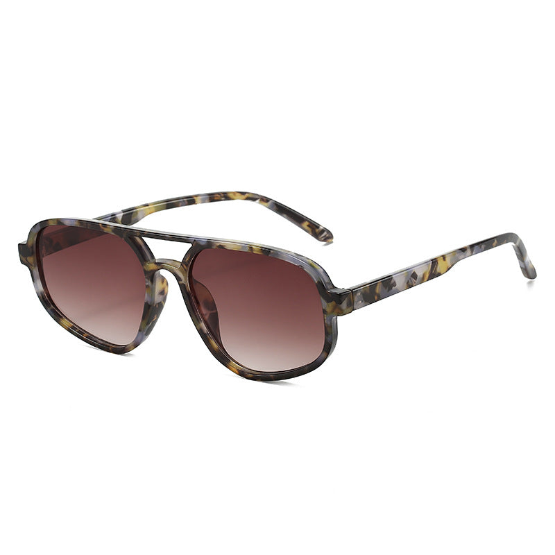 Dame moteriktig solbrille med bred ramme og UV-beskyttelse Luvikno