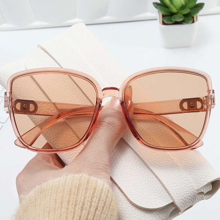 Dame elegante oversized solbriller i moderne design Luvikno