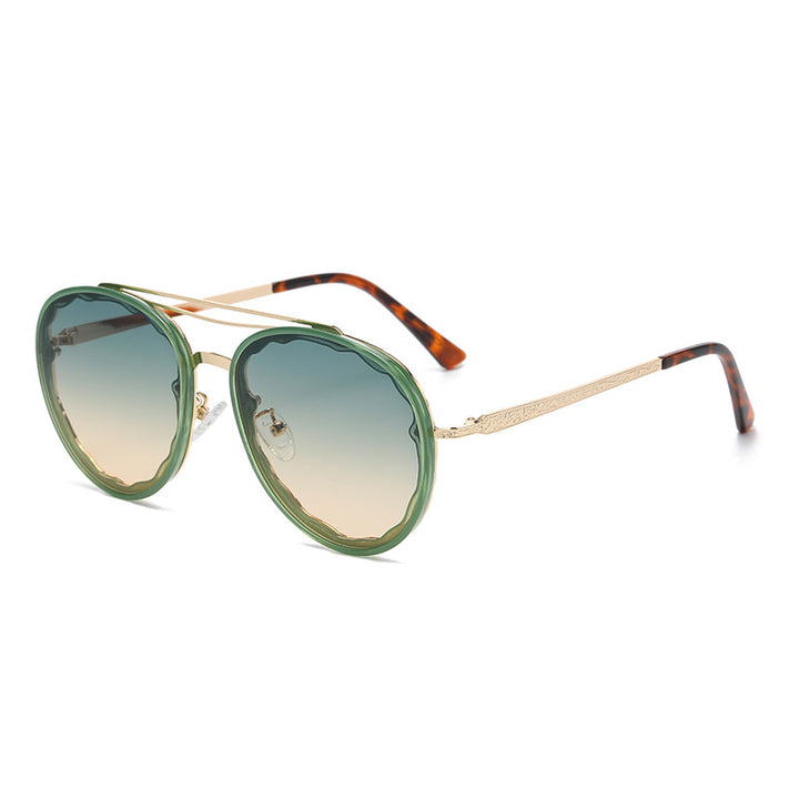 Dame Moderne utformede solbriller i elegant oversized stil Luvikno