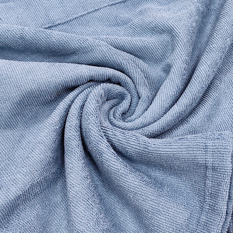 Dame hetteponcho av myk mikrofiberstoff Luvikno