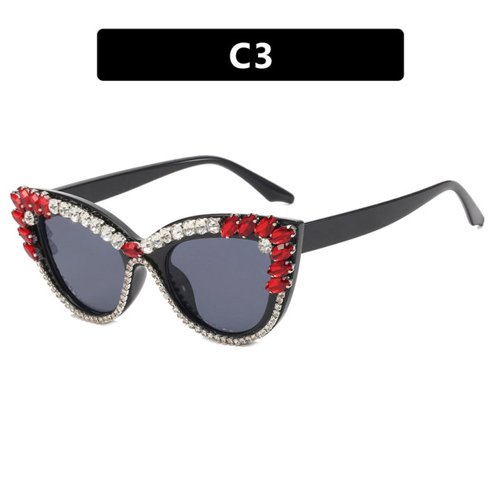 Damer ekstravagante Cat-Eye solbriller med glitrende rhinestones Luvikno